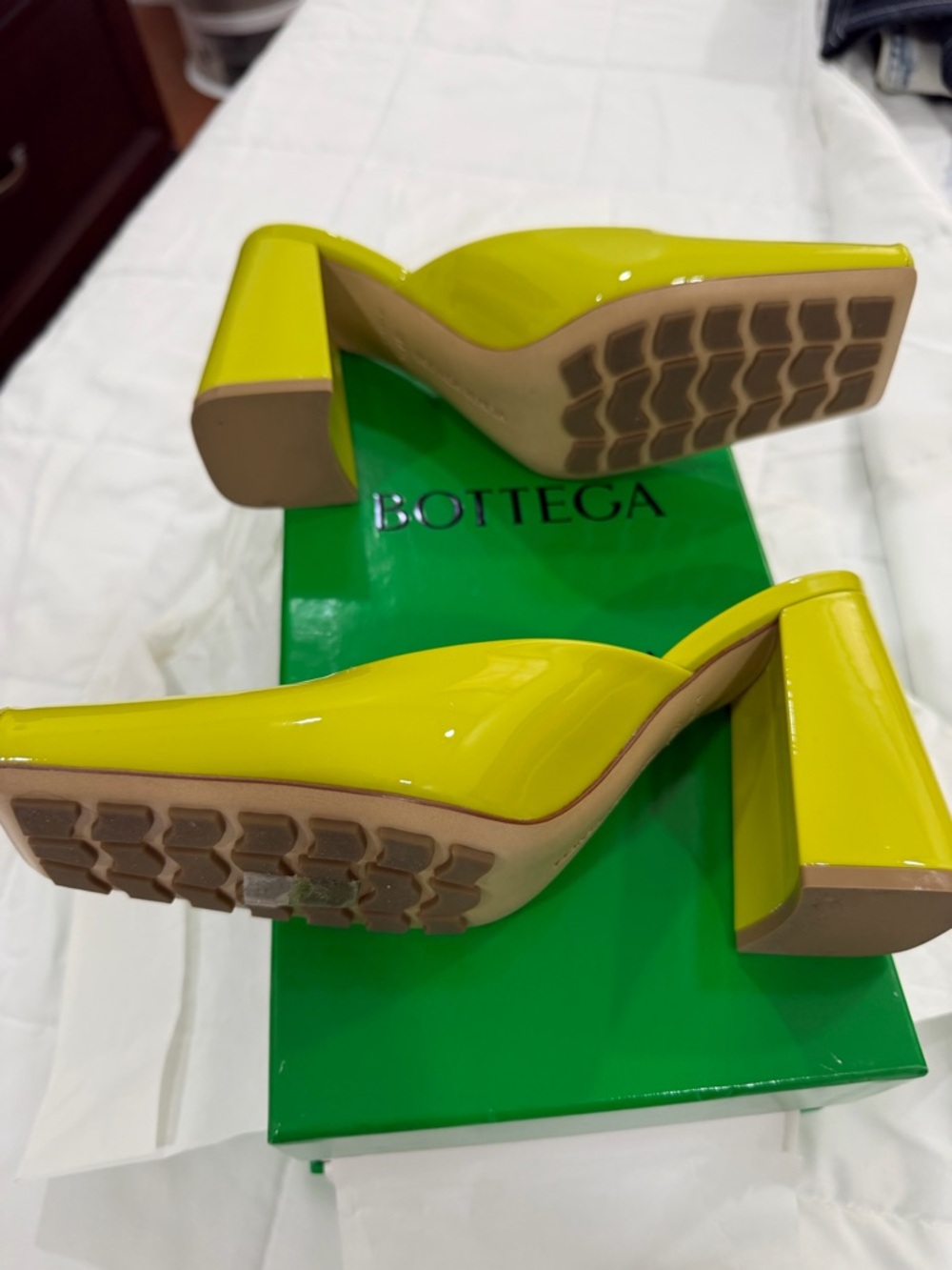 Bottega Veneta Neon Yellow Patent Square-Toe Mules - Picture 2 of 5